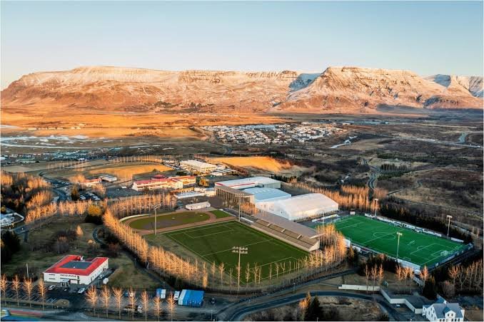 Rafmagnslaust í Mosó - Leikurinn kláraður seinna ?
